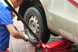 裕安附近拖车24小时服务热线电话